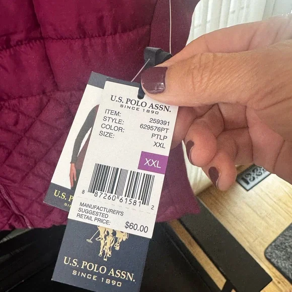 U.S. Polo Assn. Women's Maroon Quilted Vest - Picture 3 of 5